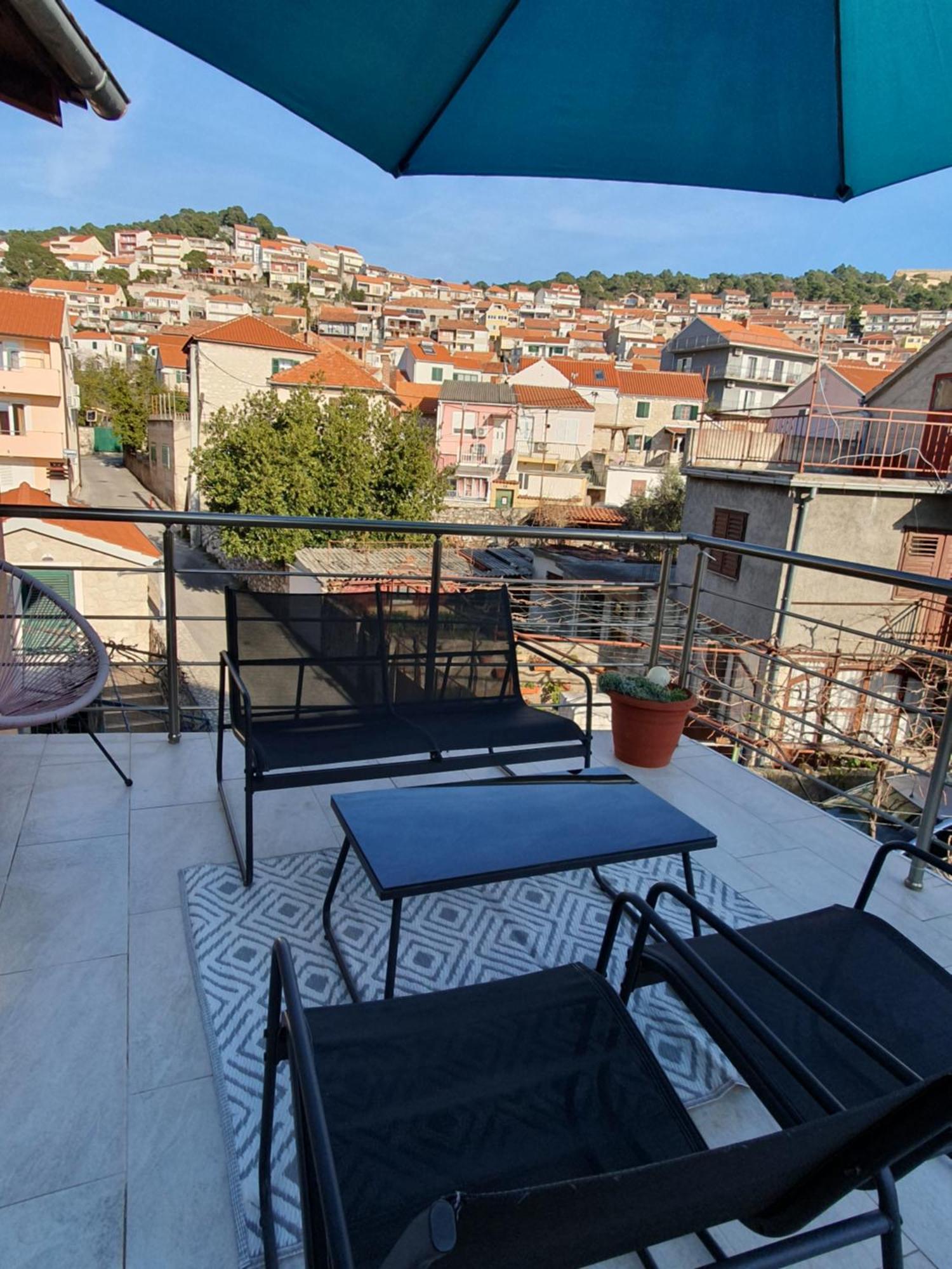 Apartment'S Dalmatia Sibenik Exterior photo